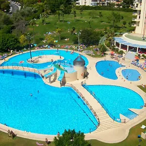 https://12-avenida-gamonal.hotelsinnerja.org